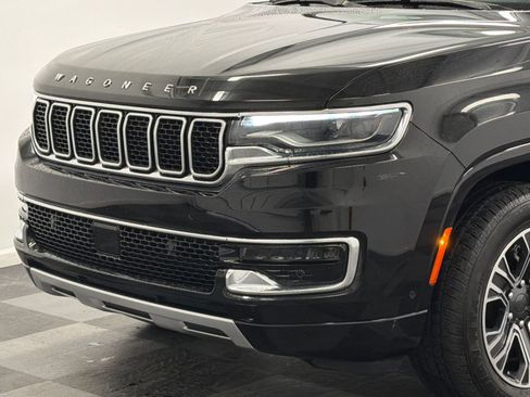 Used 2024 Jeep Wagoneer Series II AWD/4WD image 2
