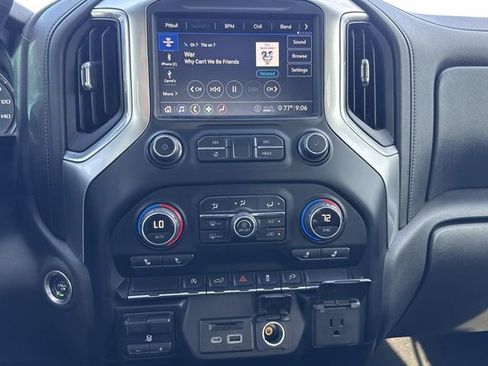 Used 2020 Chevrolet Silverado 1500 LT w/ Texas Edition image 17