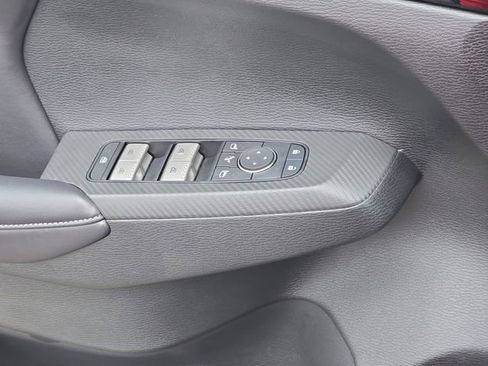 Used 2025 Mitsubishi Outlander Trail Edition image 30