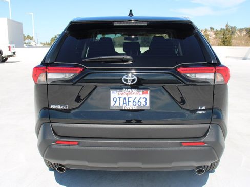 Certified 2025 Toyota RAV4 LE image 4