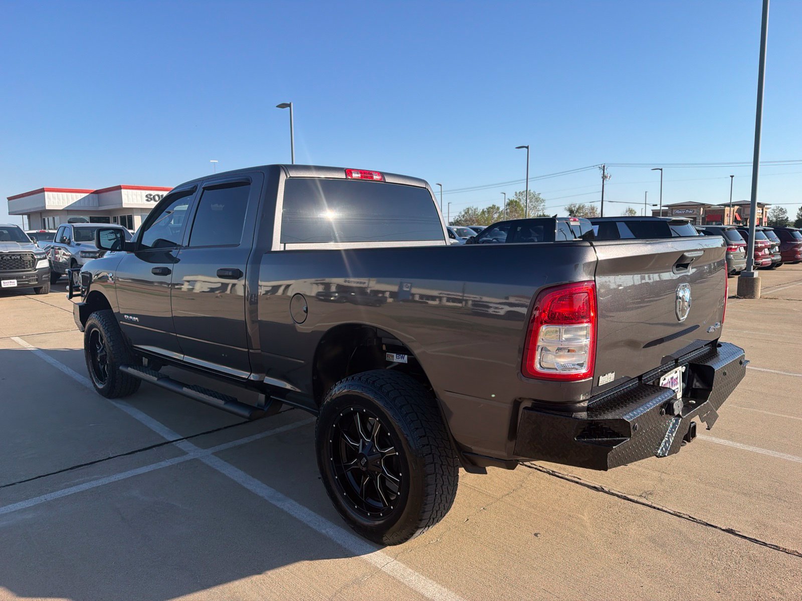 Used 2022 RAM 2500 Tradesman w/ Snow Chief Group AWD/4WD image 7
