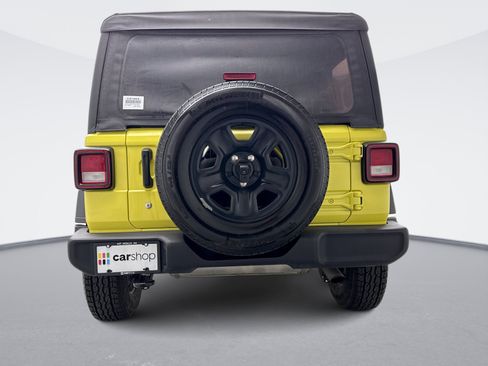 Used 2023 Jeep Wrangler Sport image 4