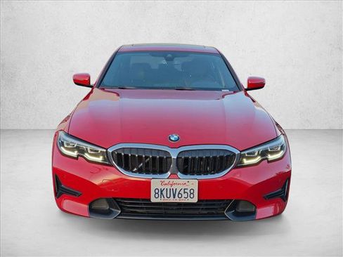 Used 2019 BMW 330i Sedan w/ Convenience Package RWD image 2