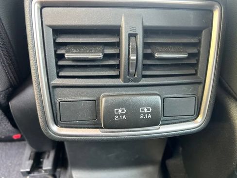 Certified 2023 Subaru Forester Premium AWD/4WD image 19