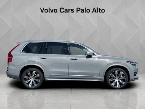 Used 2025 Volvo XC90 T8 Ultra AWD/4WD image 12