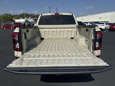 Used 2025 Ford Ranger XLT w/ Equipment Group 301A High AWD/4WD image 20