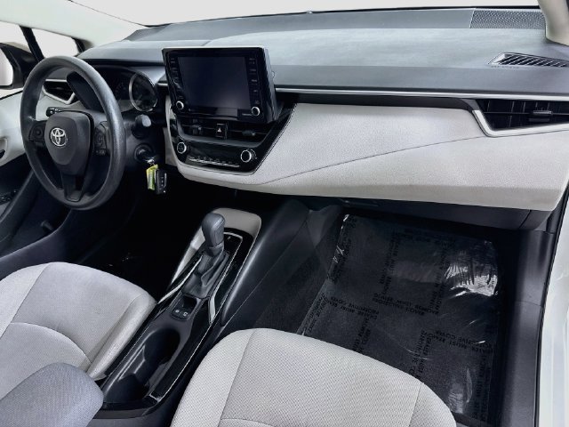 Certified 2022 Toyota Corolla LE FWD image 28