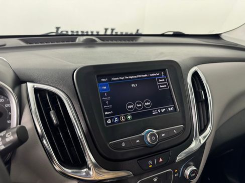 Used 2023 Chevrolet Equinox LT FWD image 14