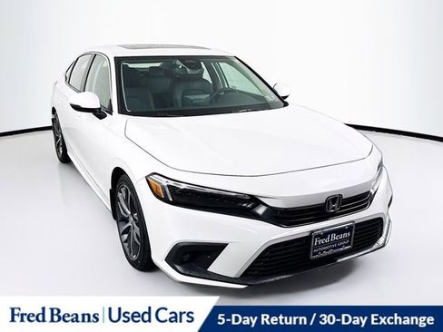Used 2023 Honda Civic Touring image 1
