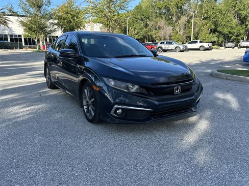 Used 2019 Honda Civic EX image 8