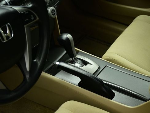 Used 2012 Honda Accord LX image 18