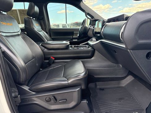 Used 2025 Ford Expedition Tremor AWD/4WD image 26