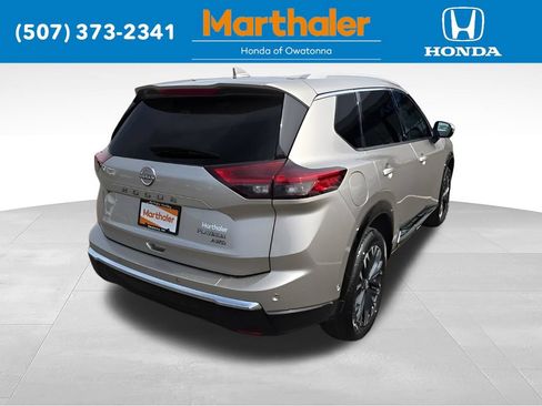Used 2026 Nissan Rogue Platinum w/ Platinum Premium Package AWD/4WD image 5