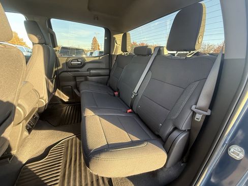 Used 2024 Chevrolet Silverado 1500 Custom image 7