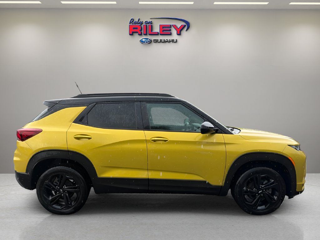 Used 2023 Chevrolet TrailBlazer RS AWD/4WD image 12