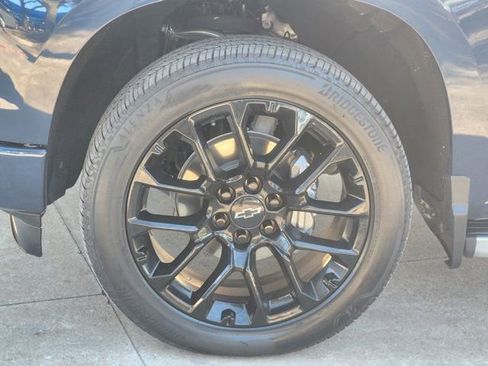 Used 2023 Chevrolet Silverado 1500 High Country w/ High Country Premium Package image 18