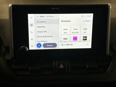 Certified 2025 Toyota RAV4 XLE FWD image 23