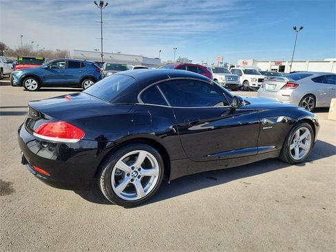 Used 2009 BMW Z4 sDrive30i image 4