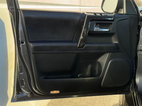 Certified 2023 Toyota 4Runner TRD Off-Road Premium w/ Moonroof Package image 10