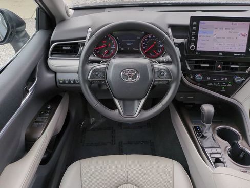 Used 2023 Toyota Camry XSE image 15