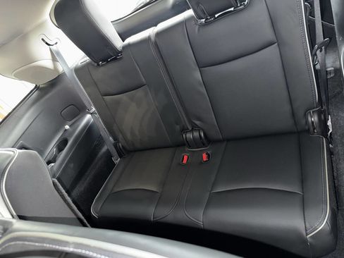 Used 2020 INFINITI QX60 Luxe w/ Essential Package image 39