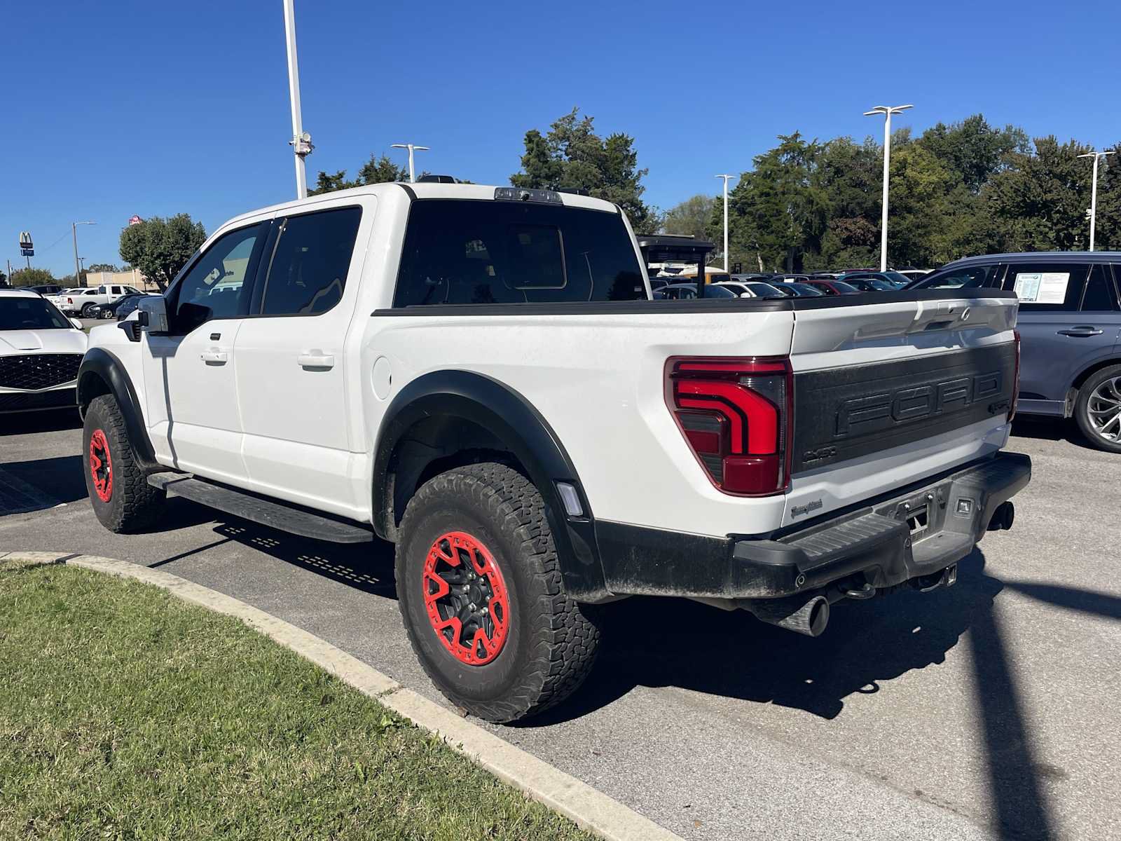 Used 2025 Ford F150 Raptor w/ Equipment Group 803A Raptor R AWD/4WD image 4