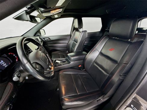 Used 2024 Dodge Durango GT image 11