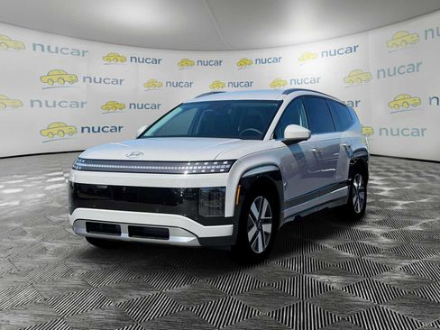 New 2026 Hyundai Ioniq 9 SEL image 2