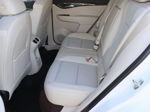 Used 2021 Buick Envision Preferred image 13