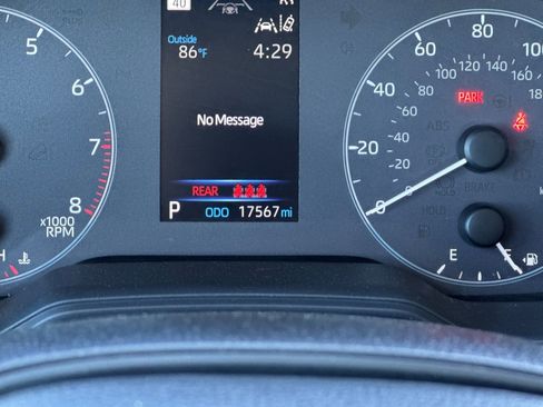 Used 2025 Toyota Corolla LE image 21