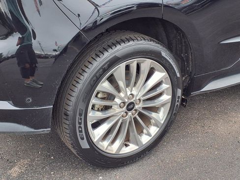 Used 2022 Ford Edge Titanium w/ Equipment Group 301A image 29