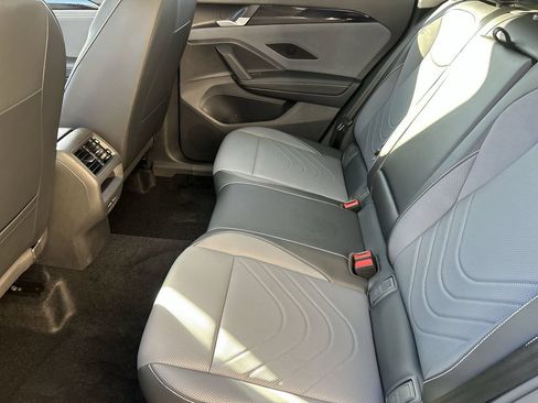 New 2026 Volkswagen Tiguan SE AWD/4WD image 13