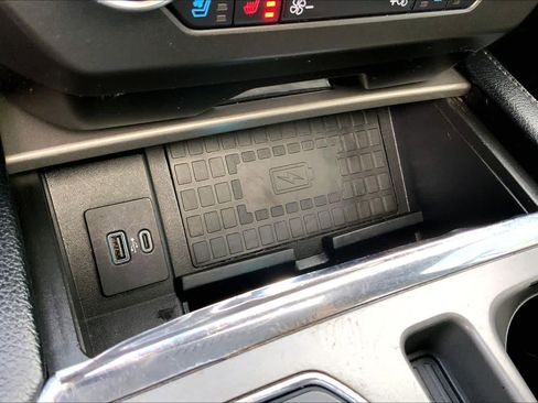 Certified 2020 Ford Expedition Max XLT w/ Equipment Group 202A image 31