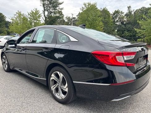 Used 2018 Honda Accord EX image 4