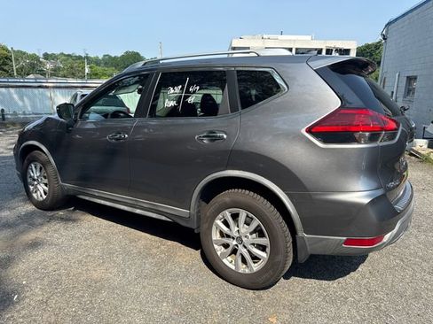Used 2017 Nissan Rogue SV AWD/4WD image 7