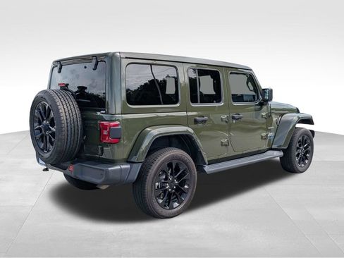 Used 2021 Jeep Wrangler Unlimited Sahara w/ Cold Weather Group AWD/4WD image 4