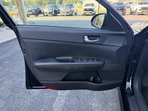 Used 2019 Kia Optima LX w/ LX 17" Wheel Package FWD image 11
