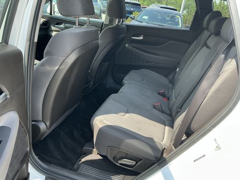 Used 2020 Hyundai Santa Fe SE AWD/4WD image 19