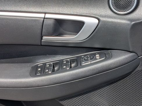 Used 2025 Hyundai Sonata SEL FWD image 13
