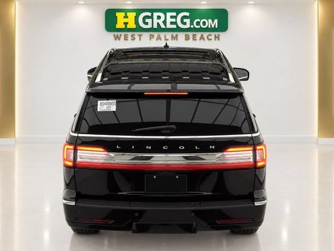 Used 2018 Lincoln Navigator Select w/ Technology Package RWD image 7