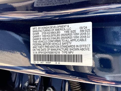 Certified 2025 Honda Pilot Touring image 32