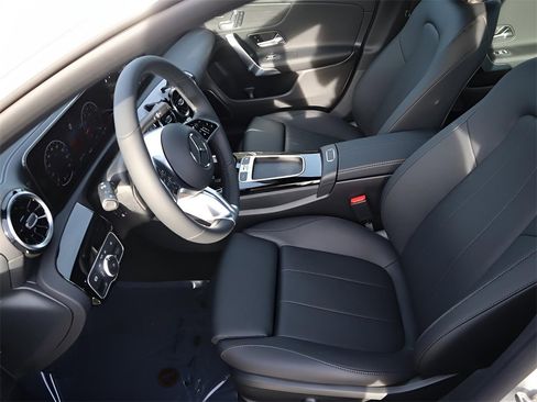 New 2026 Mercedes-Benz CLA 250 4MATIC image 29