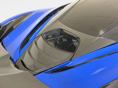 Used 2021 McLaren 720S Performance RWD image 32