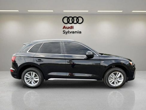 Used 2022 Audi Q5 2.0T Premium w/ Convenience Package AWD/4WD image 9