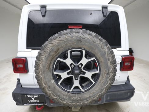 Used 2021 Jeep Wrangler Unlimited Rubicon AWD/4WD image 3