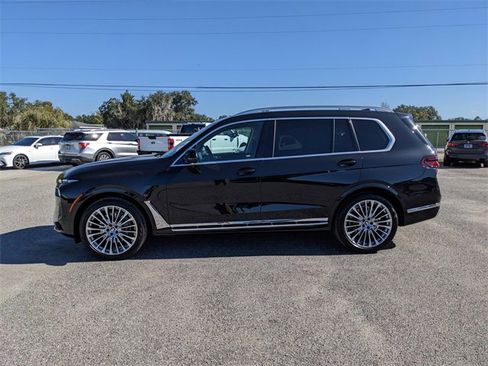 Used 2024 BMW X7 xDrive40i w/ Executive Package image 7