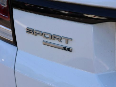 Used 2015 Land Rover Range Rover Sport HSE AWD/4WD image 10