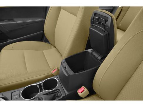 Used 2015 Toyota Corolla LE FWD image 18