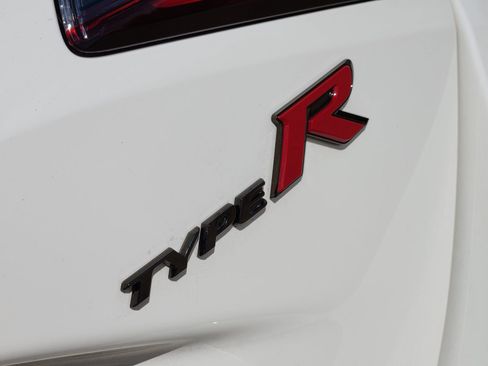 Used 2024 Honda Civic Type R image 19
