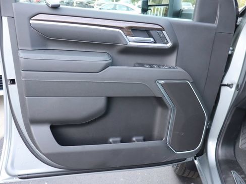 New 2026 Chevrolet Silverado 2500 LT w/ All Star Edition AWD/4WD image 4